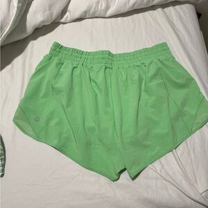 Lululemon Athletica Hotty Hot High-Rise Lined Short 2.5”